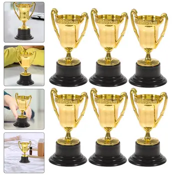  6 adet Ödül Kupa Kazanan Kupa Çocuk Plastik Kupa Oyuncaklar Çocuklar İçin Rekabet Ödül Ödül Parti İyilik