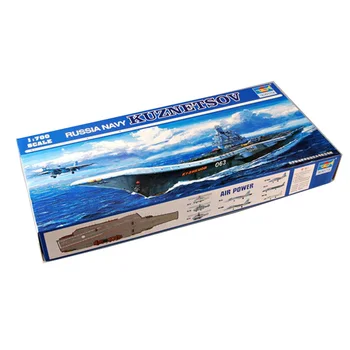  Trompetçi 05713 1/700 Ölçekli Rus Amiral Kuznetsov Uçak Gemisi Gemi Oyuncak Hobi Montaj plastik Oyuncak Modeli Yapı Kiti