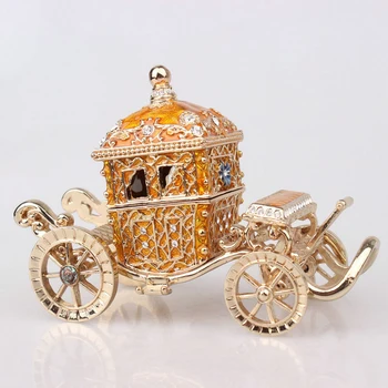  Düğün Dekorasyon Romantik Avrupa Yaratıcı Alaşım Şekli Kabak Arabası Düğün Şeker Kutusu Favor ve Hediyeler Malzemeleri