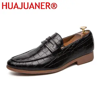  2023 Vintage Erkek Ayakkabı Deri rahat ayakkabılar Klasik Kayma erkek resmi ayakkabı Marka Sivri Burun Oxford Resmi Elbise Bürosu Ayakkabı
